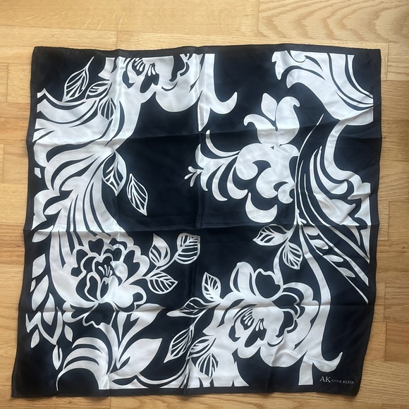 Brand New Square Silk Anne Klein Black and White Floral Scarf - Picture 1 of 4